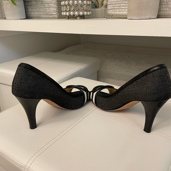 OSCAR DE LA RENTA Heels - Picture 6 of 6